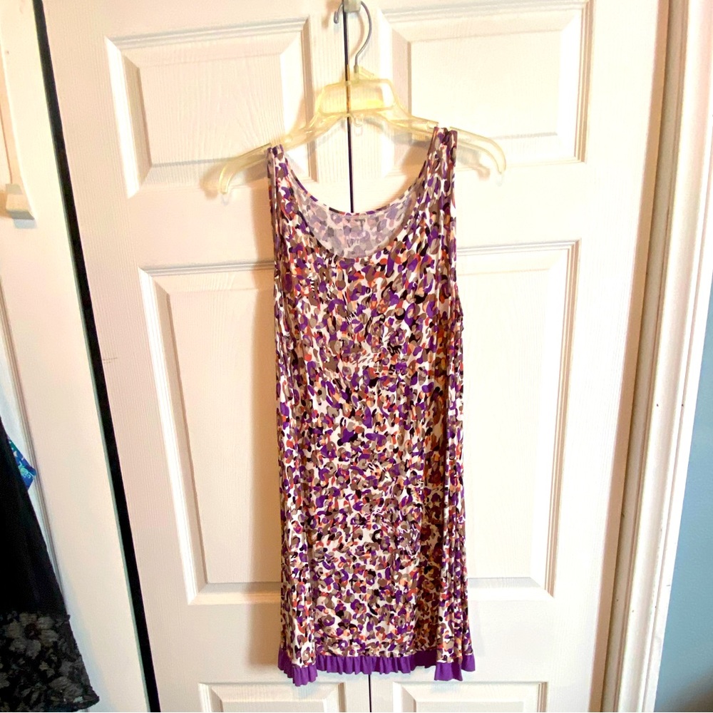 Logo floral flowy tank/tunic w purple ruffled bottom